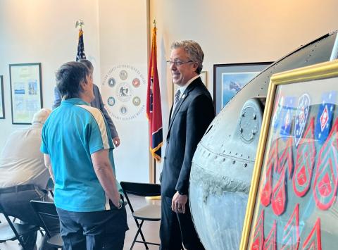 Rep.Ogles Speaks With Constituent 